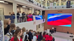 Первая четверть позади!